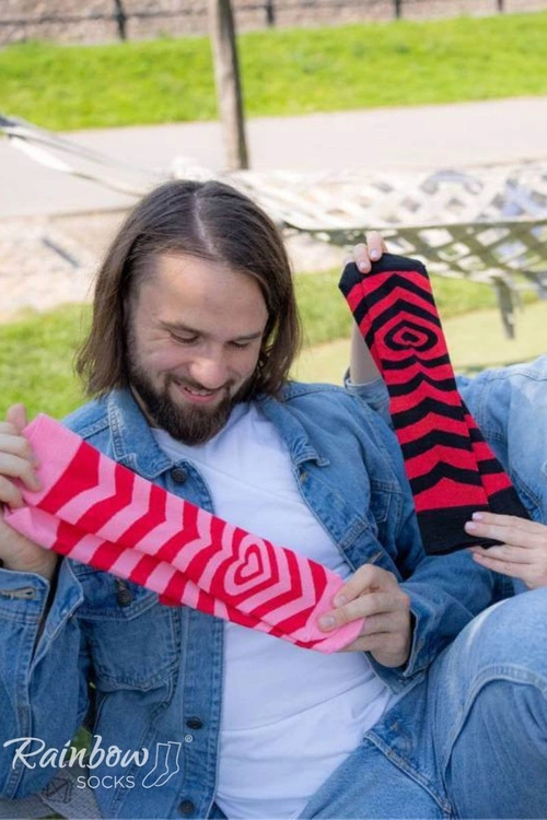 Skarpety COUPLE BOX 2 Pary Pudełko Serce Rainbow Socks