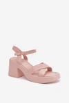 Sandały Damskie Na Masywnym Słupku Z Eko Zamszu Jasnoróżowe Tereza