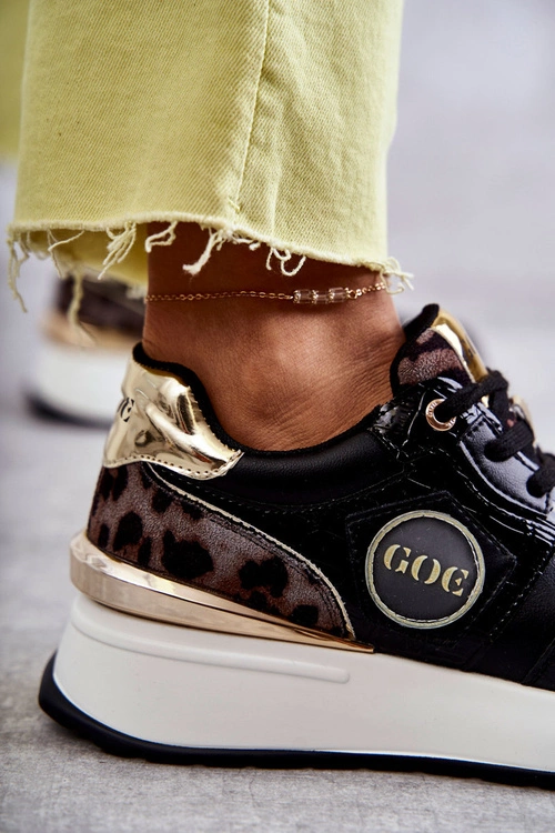 Damskie Buty Sportowe Na Koturnie GOE KK2N4085 Czarne