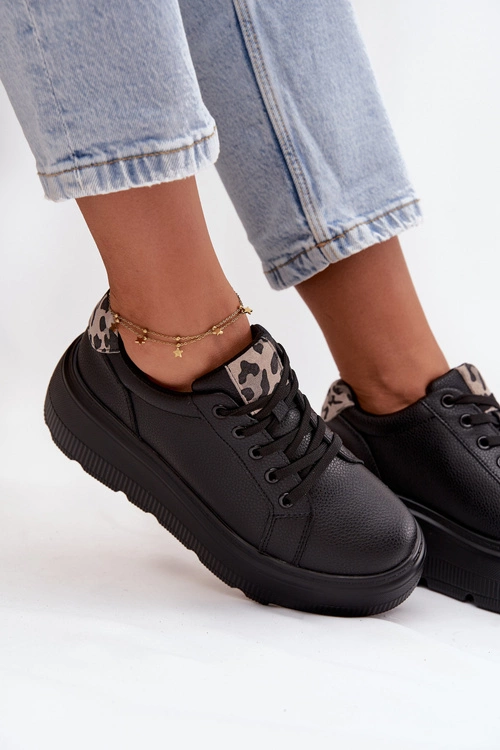 Skórzane Sneakersy Damskie Na Platformie Panterka Vinceza 89144 Czarne