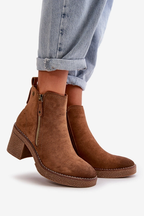 Ocieplane Botki Damskie Na Słupku Z Eko Zamszu Brązowe Velarilla
