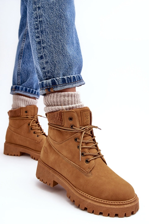 Damskie Ocieplane Trapery Camel Cross Jeans MM2R4011C