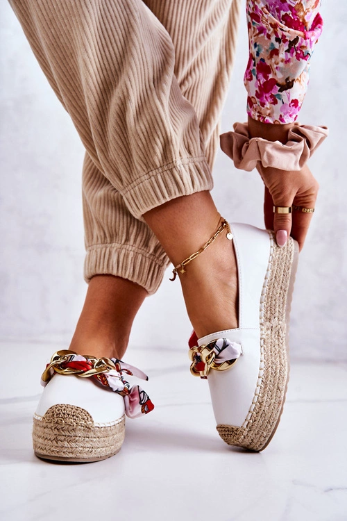 Skórzane Damskie Espadryle Z Łańcuchem Białe Fancy