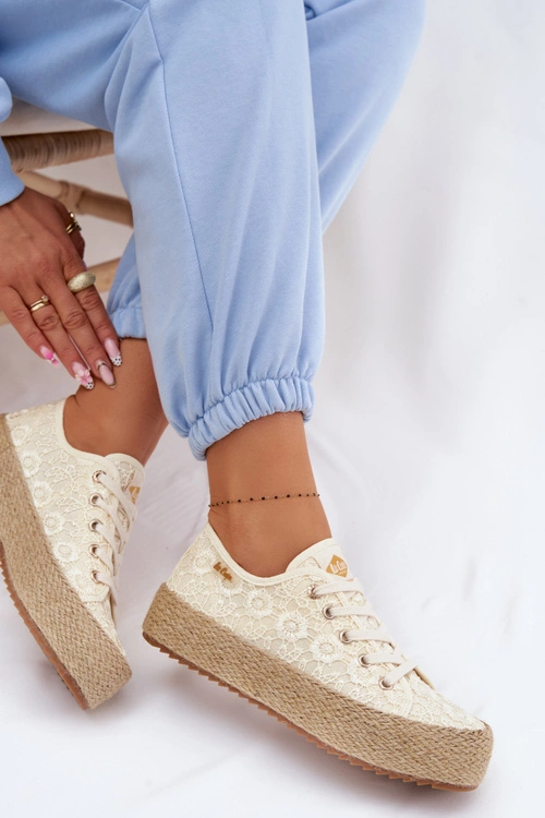 Koronkowe Trampki Espadryle Na Platformie Lee Cooper LCW-26-31-4328 Beżowe