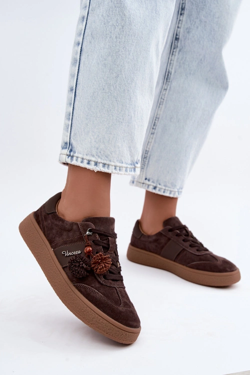 Skórzane Zamszowe Sneakersy Z Pomponami Vinceza 79682 Czekoladowe