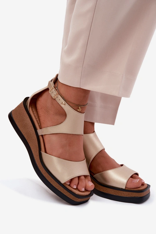Skórzane Sandały Na Koturnie Maciejka K7471-26 Złote
